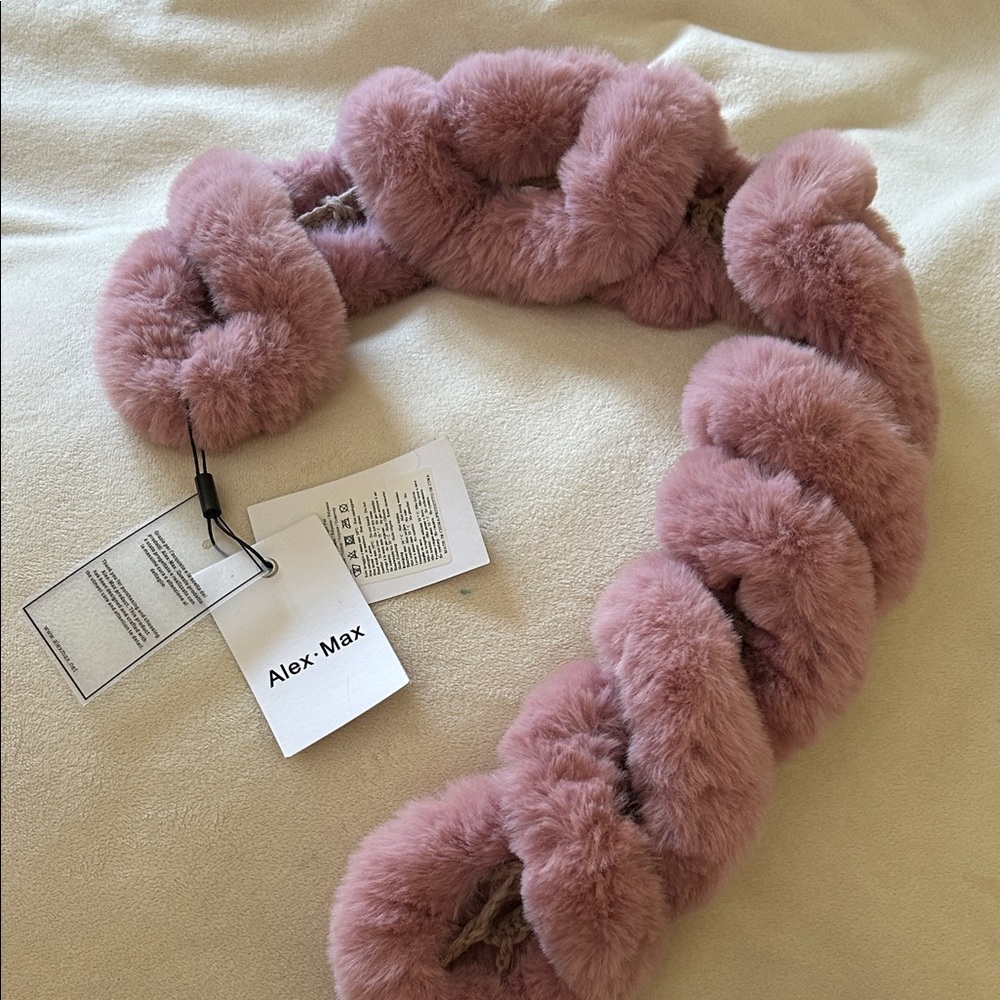 Dusty Rose Faux Fur Scarf